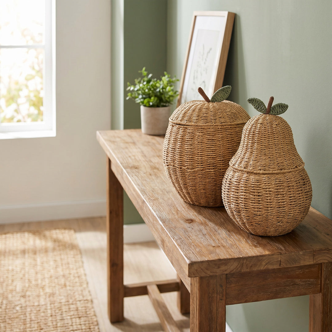 Playful storage basket in the shape of a pear Kalsten