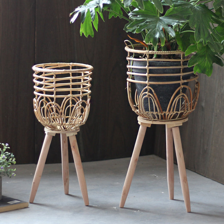 Stylish plant stand made of rattan and wood Kalsten
