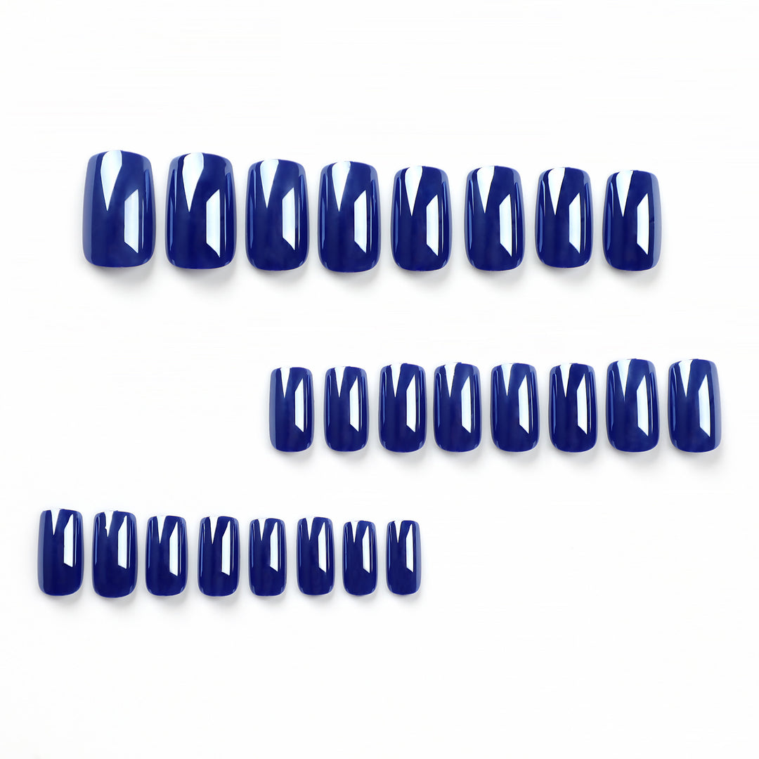 Glossy artificial nails with elegant manicure Kalsten
