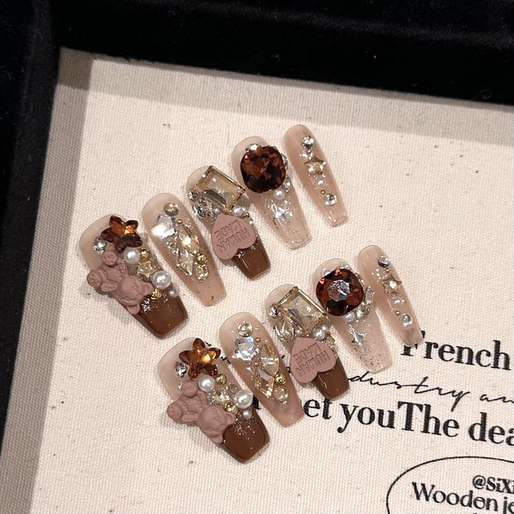 Decorative Press-On Nail Art Set with Unique 3D Accents