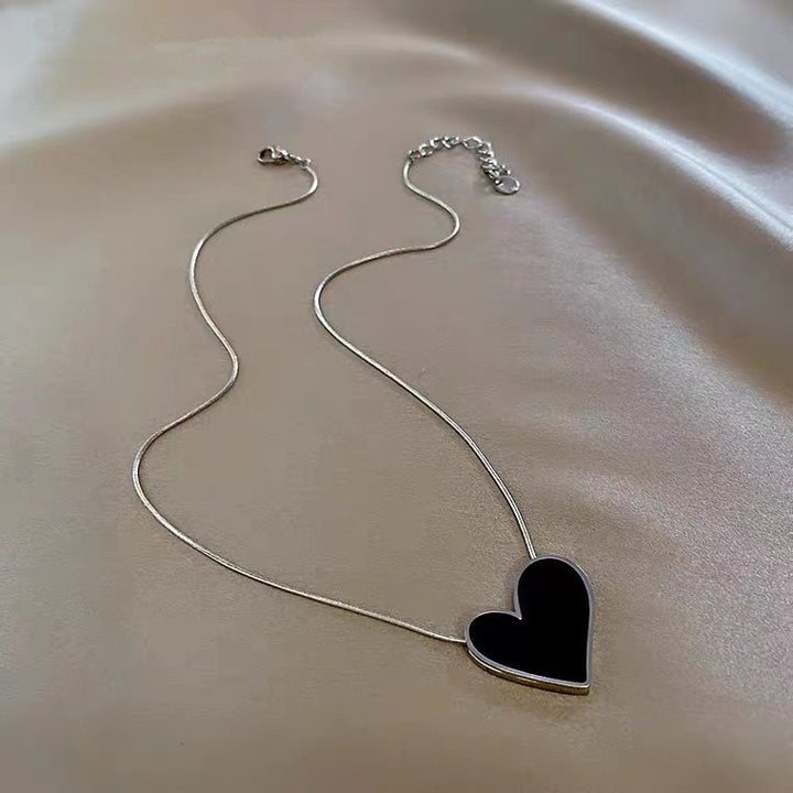 Artistic Heart-Shaped Pendant Necklace Kalsten