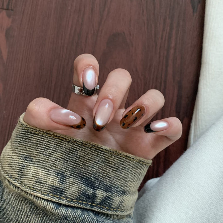 Artistic Ombre Press-On Nails with Creative Patterns Kalsten