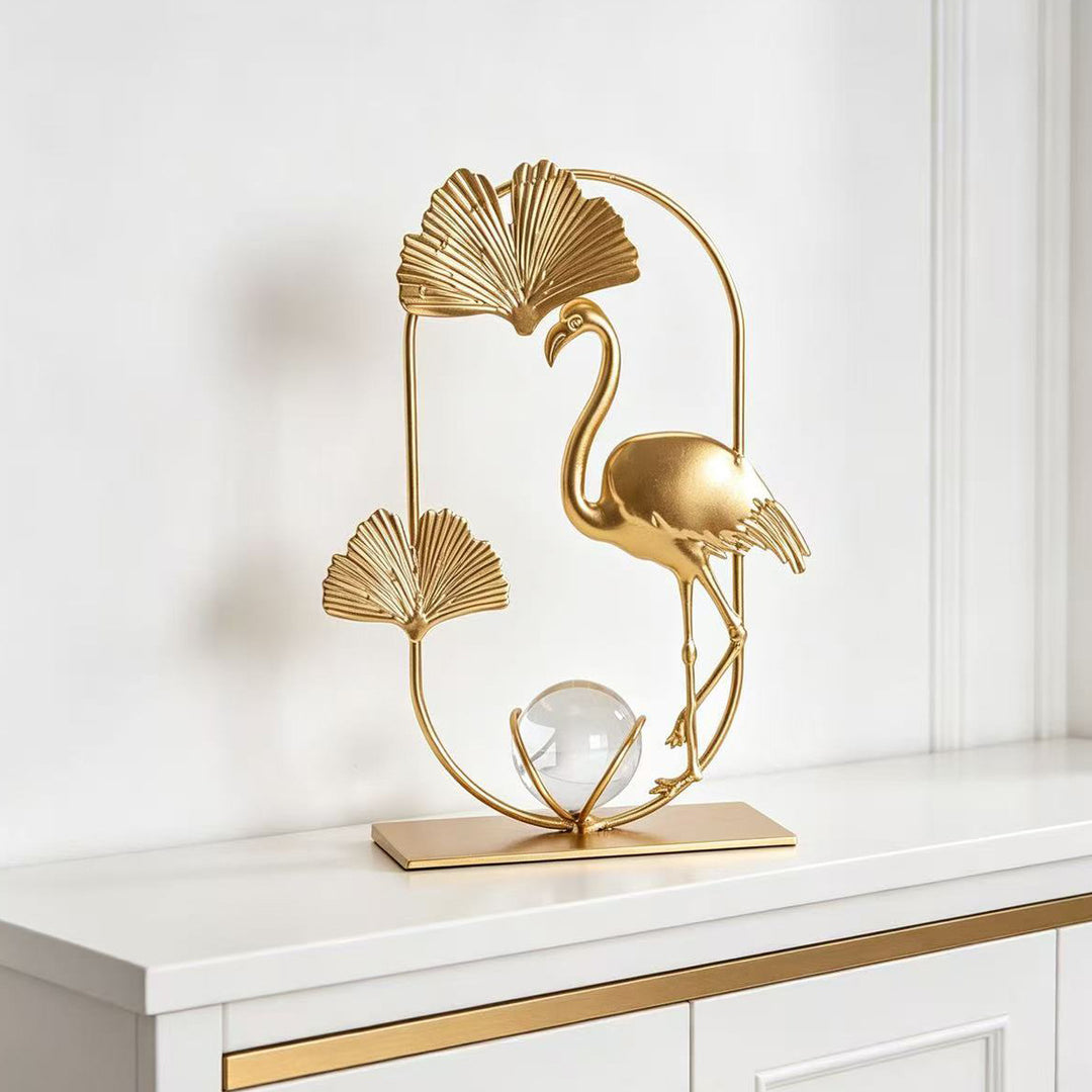 Decorative table sculpture Kalsten