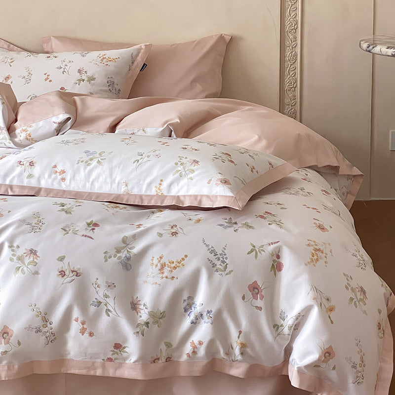 Luxurious cotton satin bedding set with fine botanical print and contrasted edge