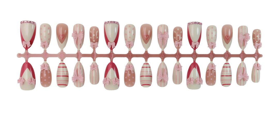 Nail art set with romantic bow and heart motifs Kalsten
