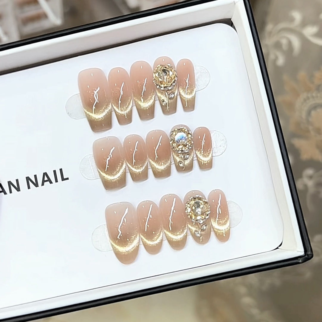 Elegant Press-On Nail Set with Decorative Gold Accents Kalsten