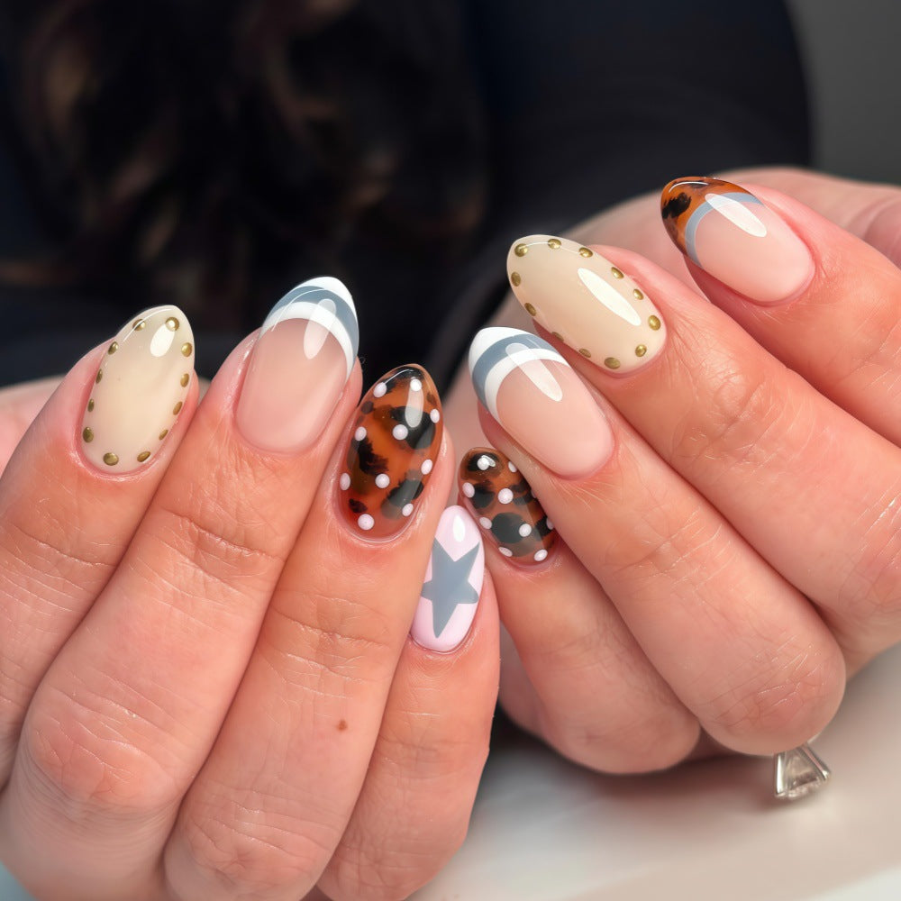 Artificial Nails in Modern Polka Dot Design Kalsten