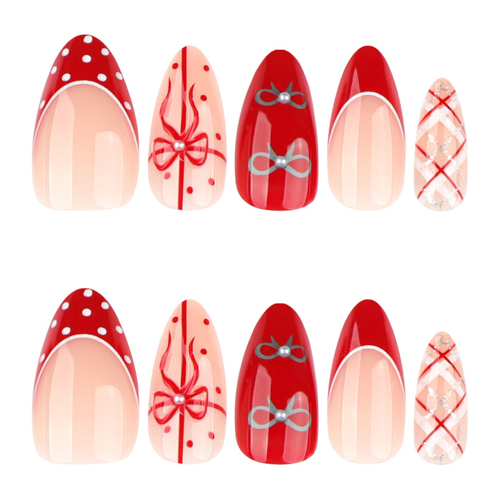 Artful nail extensions with elegant patterns and embellishments Kalsten