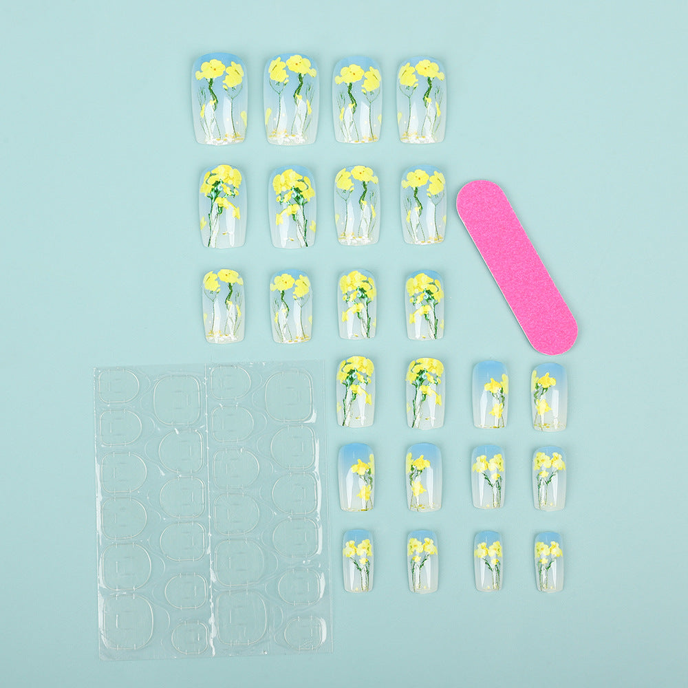 Artificial nail tips in floral design Kalsten