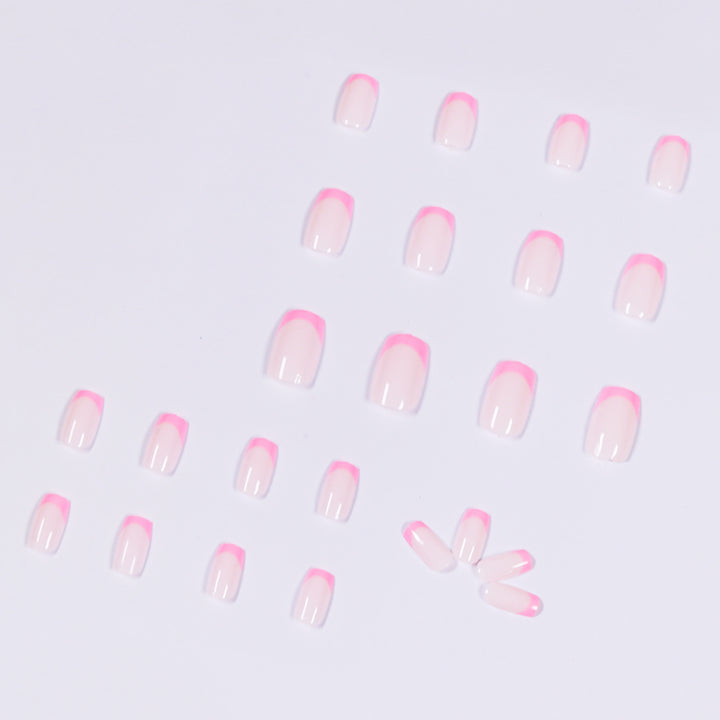 Artificial nail art with elegant French tip Kalsten
