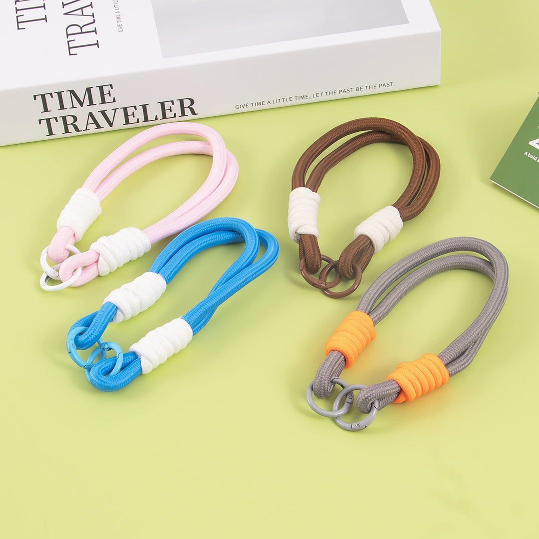 Fashionable Paracord Lanyard Kalsten