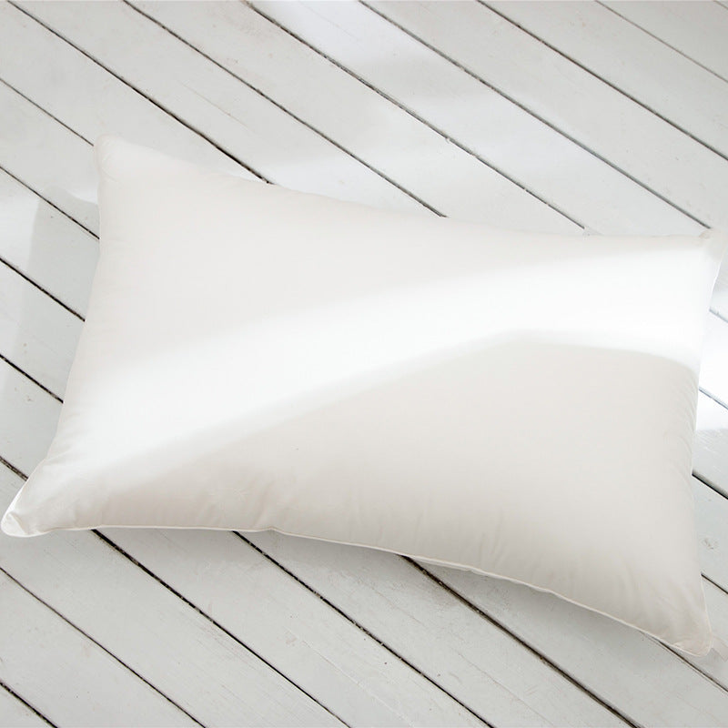 Comfort pillow with breathable microfiber filling and cotton percale cover