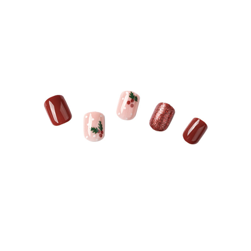 Artful Christmas nail art with original gingerbread motif Kalsten