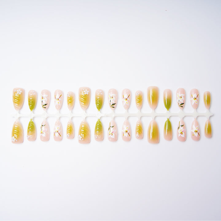 Extravagant Art Nails Kalsten