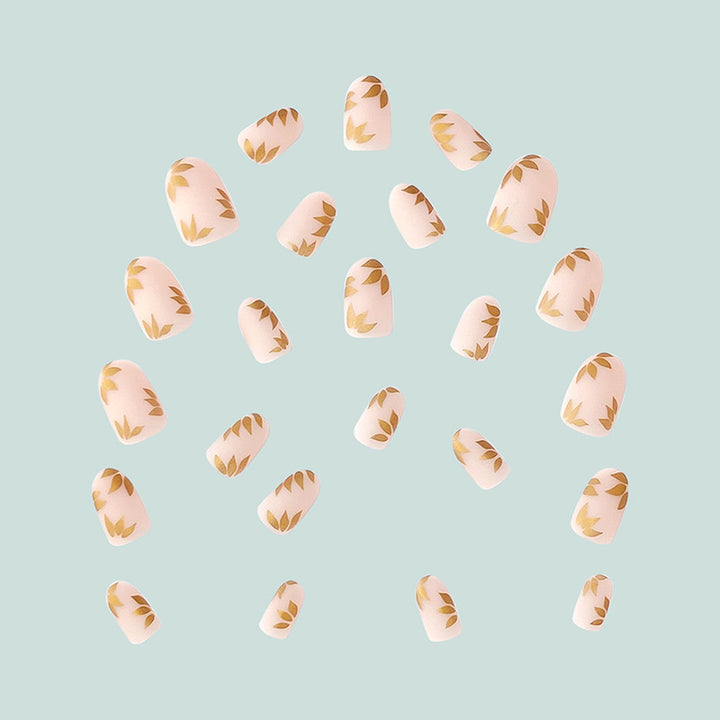 Elegant Gold Leaf Nail Art Kalsten