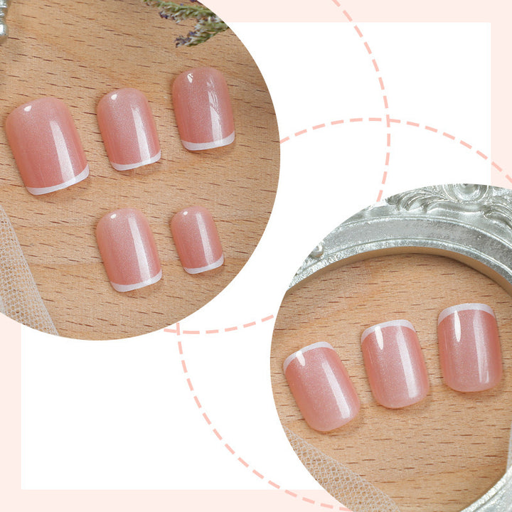 Artificial nail set with gentle petal finish and flexible fit Kalsten
