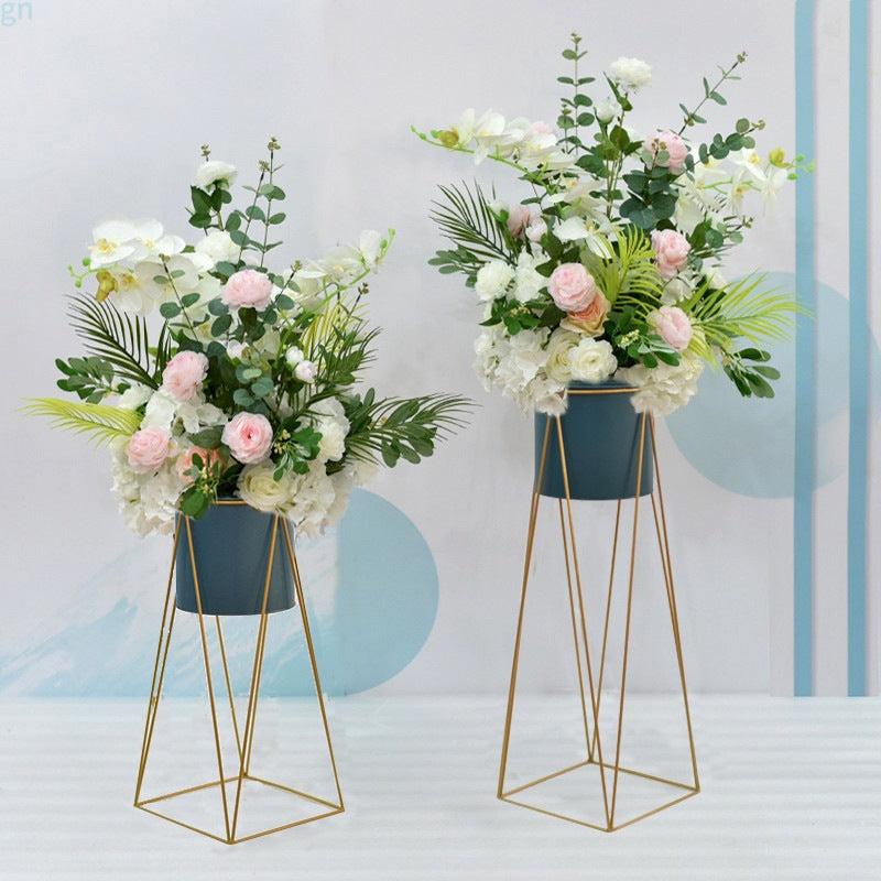 Modern Floral Arrangement