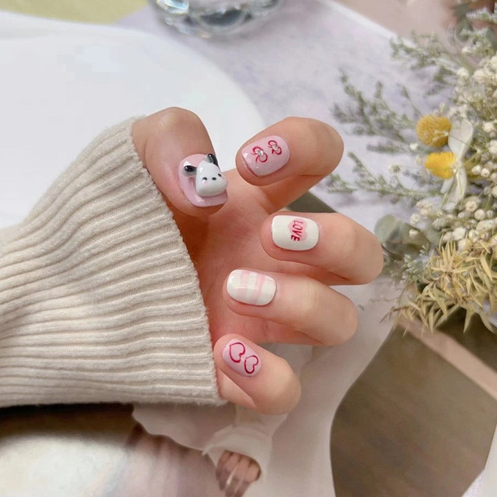 Creative nail art set with modern heart designs Kalsten