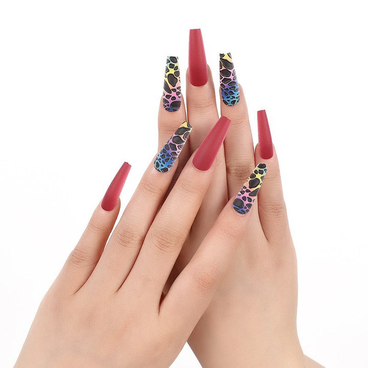 Luxury style artificial nails with intricate decorations Kalsten