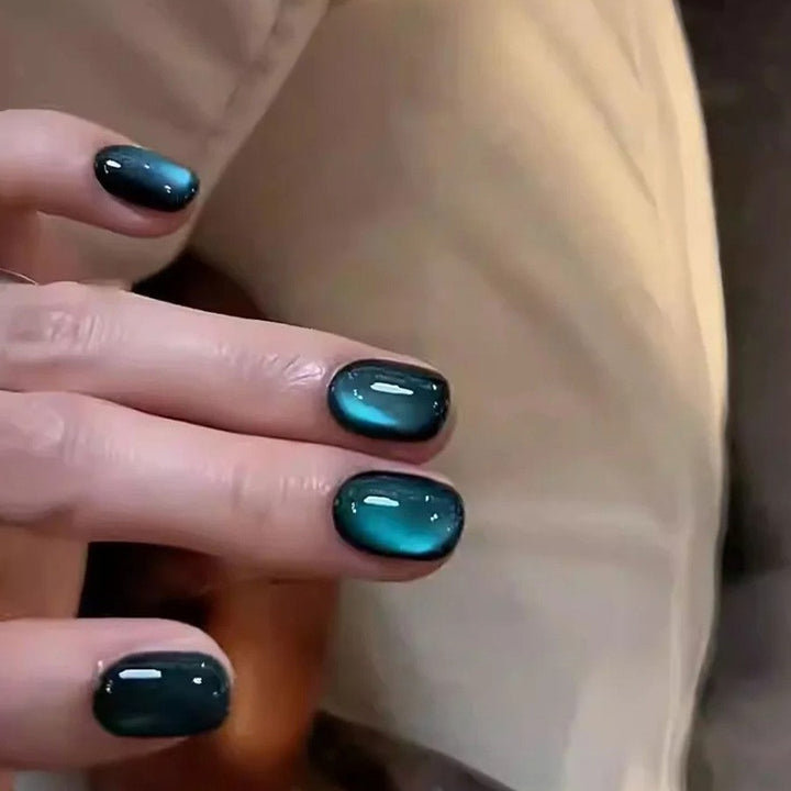 Artificial Nails In Elegant Glitter Finish Kalsten