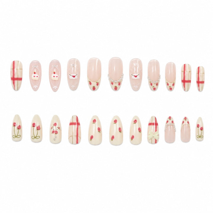 Creative artificial nails with detailed 3D motifs Kalsten