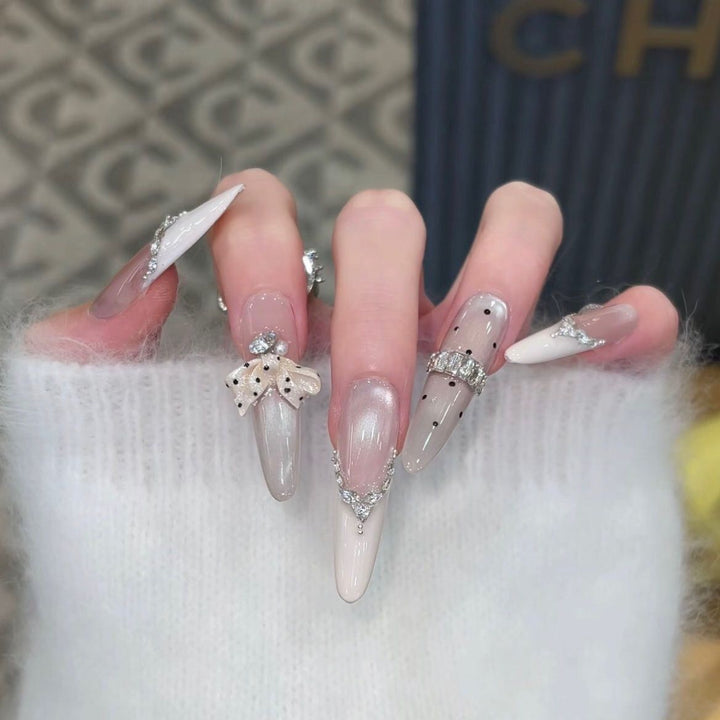 Elegant Floral Design Press-On Nail Extensions Kalsten