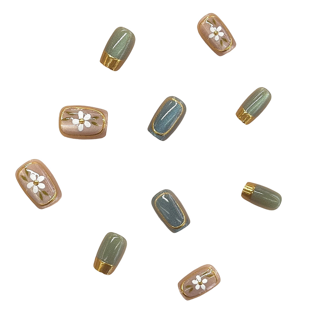 Floral Accent Press-On Nail Art Set Kalsten
