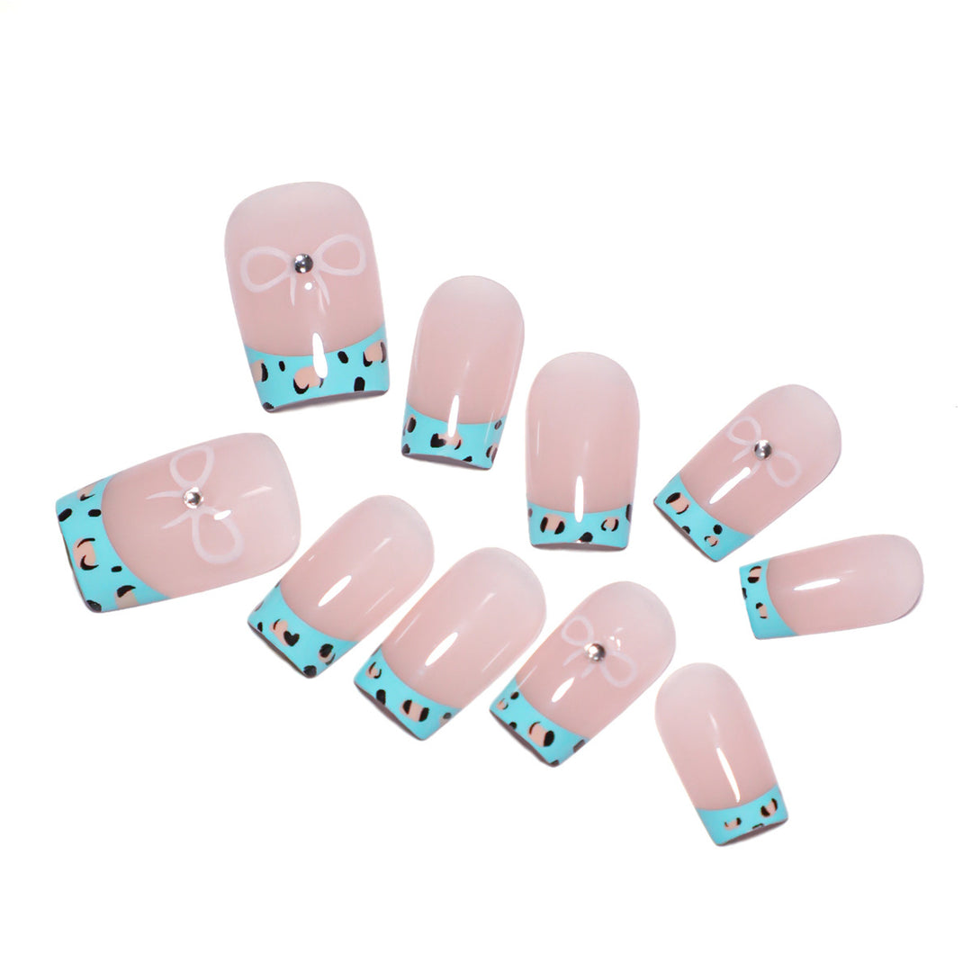 Artistic Accent Nails Kalsten