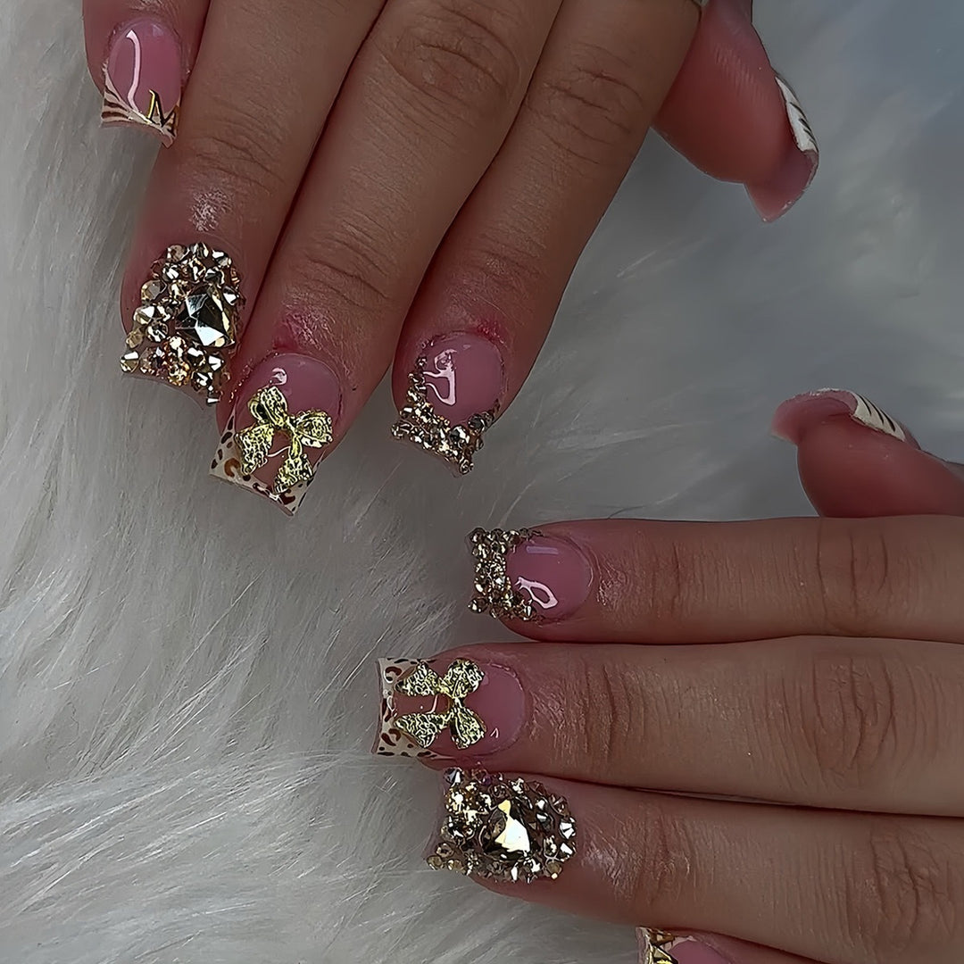 Glamorous Rhinestone-Embellished Press-On Nails Kalsten