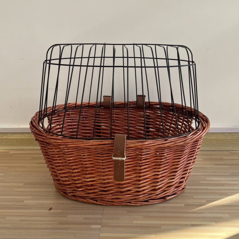 woven rattan bicycle front basket with quick-release mounting system Kalsten