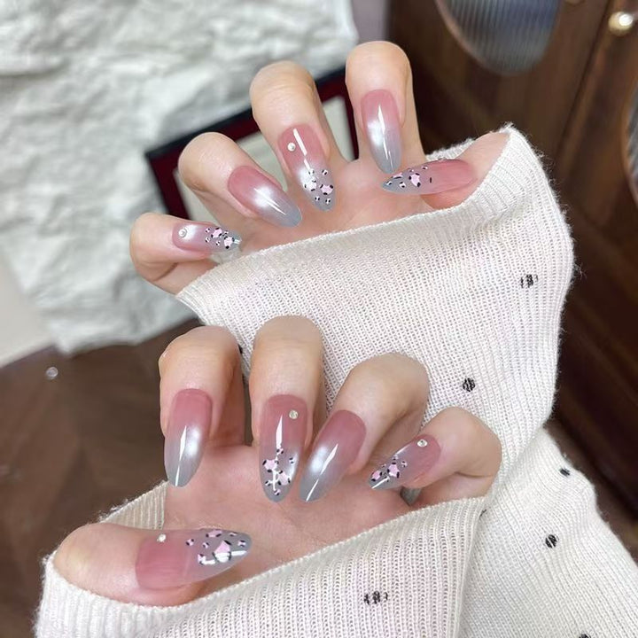 Elegant Press-On Nail Set with Glossy Finish Kalsten