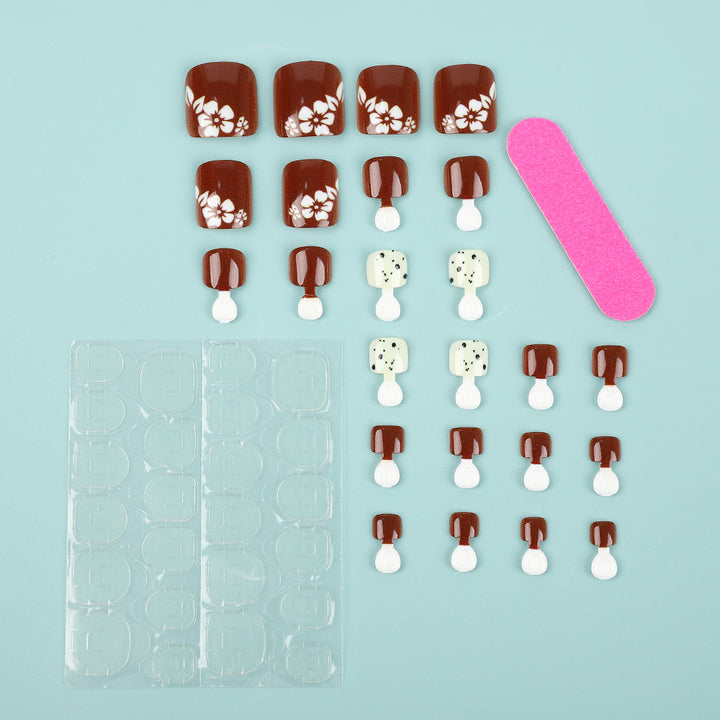 Artificial nails in elegant natural design Kalsten