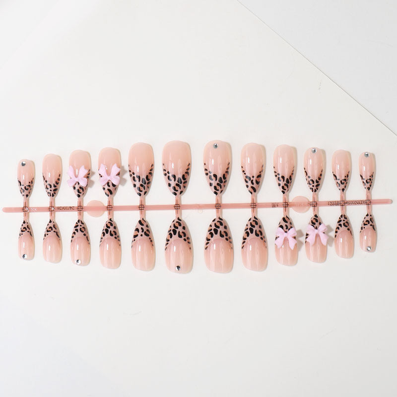 Stylish Animal Print Press-On Nail Tips Kalsten