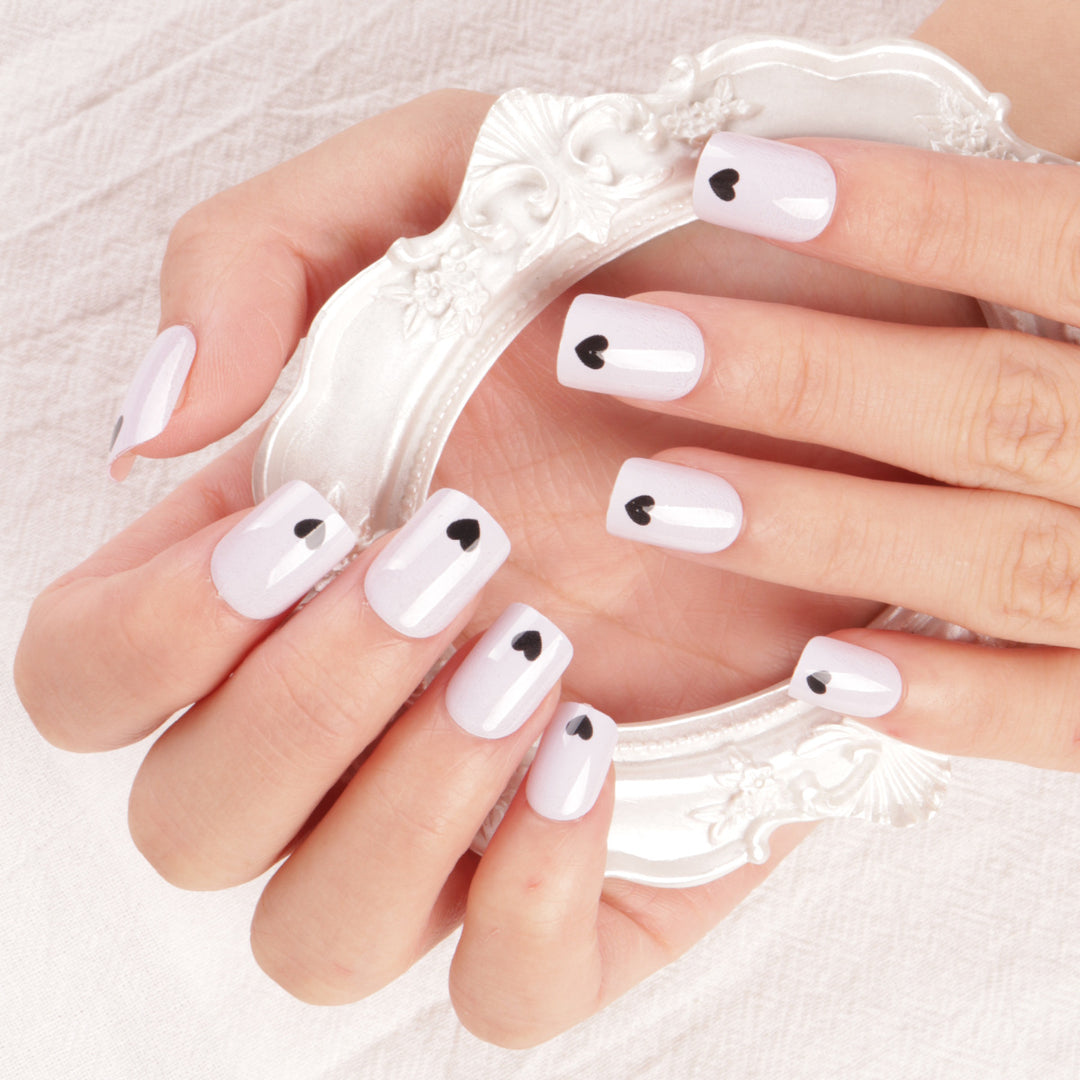 Heart-Embellished Press-On Nail Set Kalsten