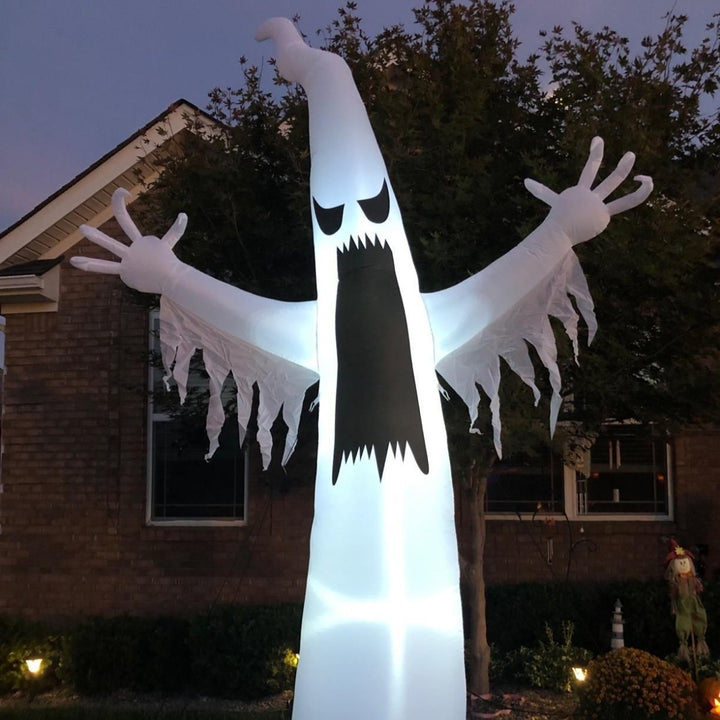 Inflatable spooky ghost