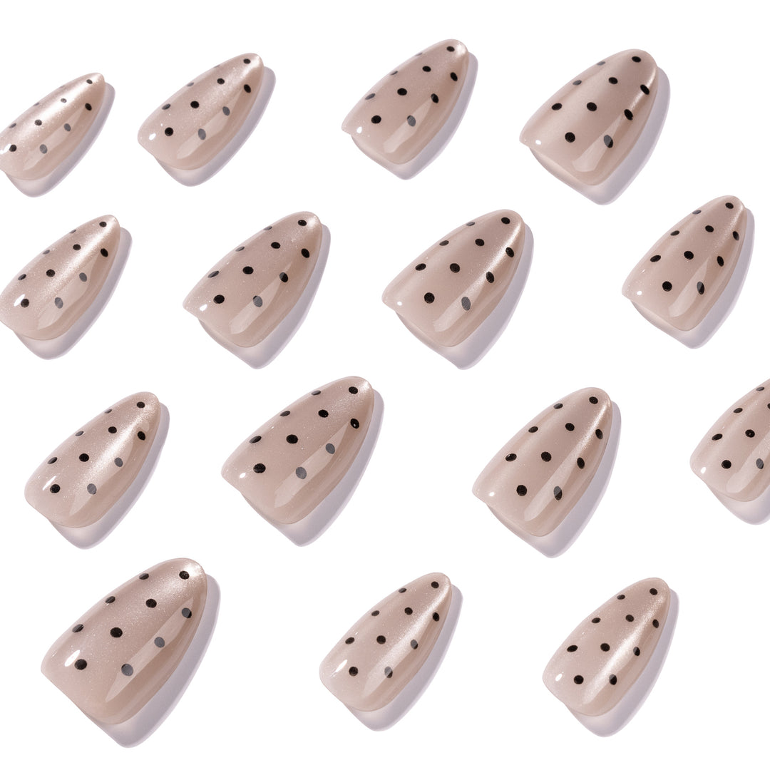 Artful nail tips in modern design Kalsten