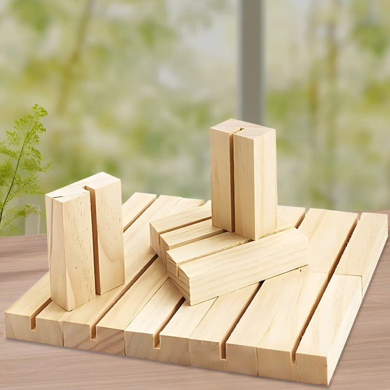 Decorative wood block figure Kalsten
