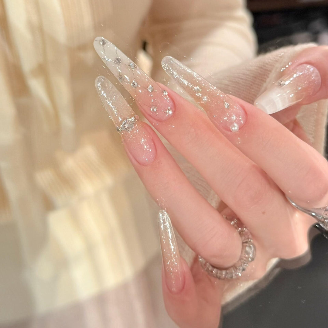 Artificial nails with elegant ombre effect Kalsten
