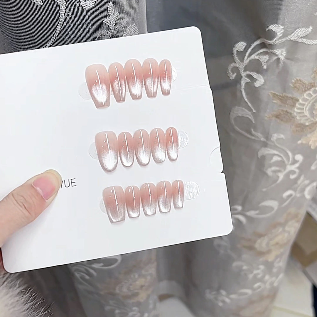 Elegant Press-On Nail Set with Ombré Design Kalsten