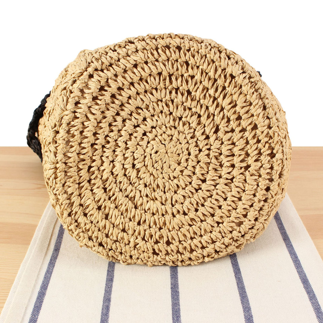 Handbag Made From Hand-Knotted Natural Material with Floral Appliqué Kalsten