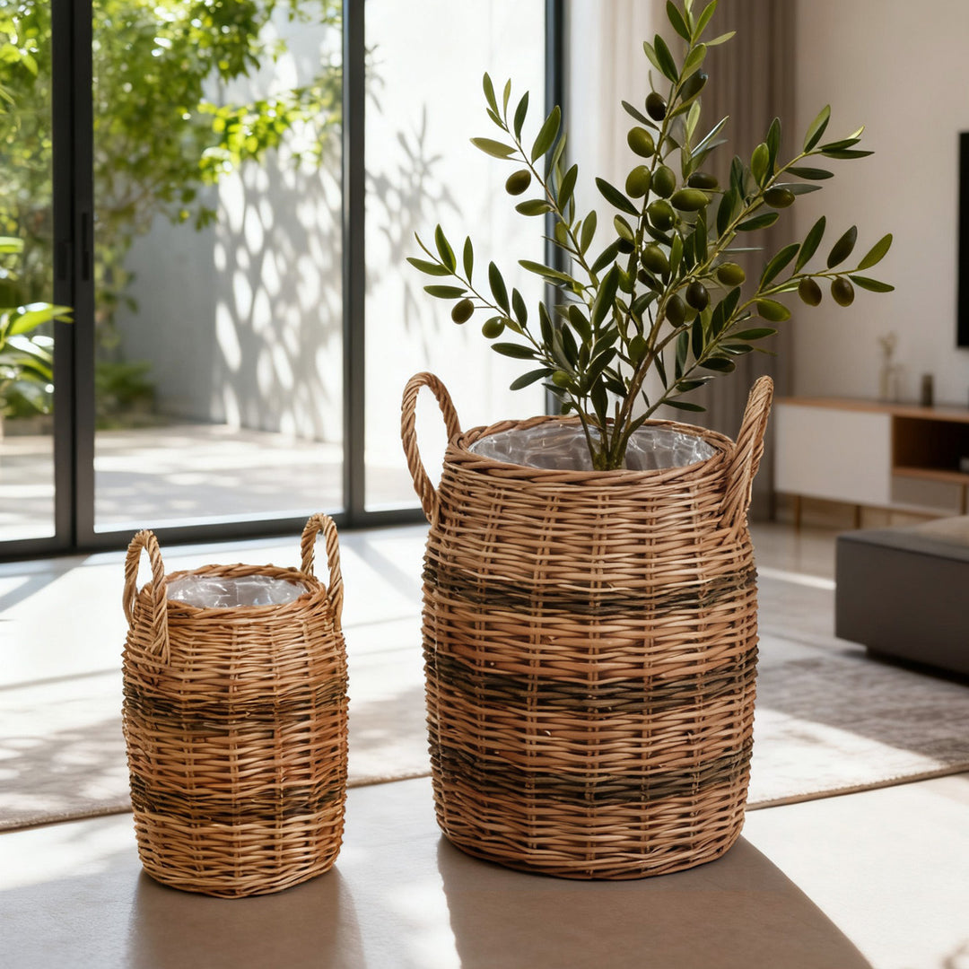 Handcrafted storage basket with natural fiber Kalsten