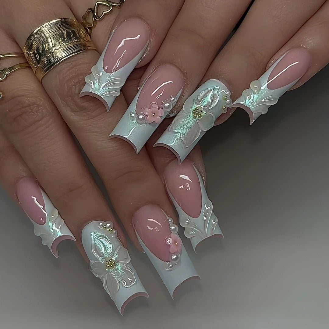 Decorative Press-On Nail Set Kalsten