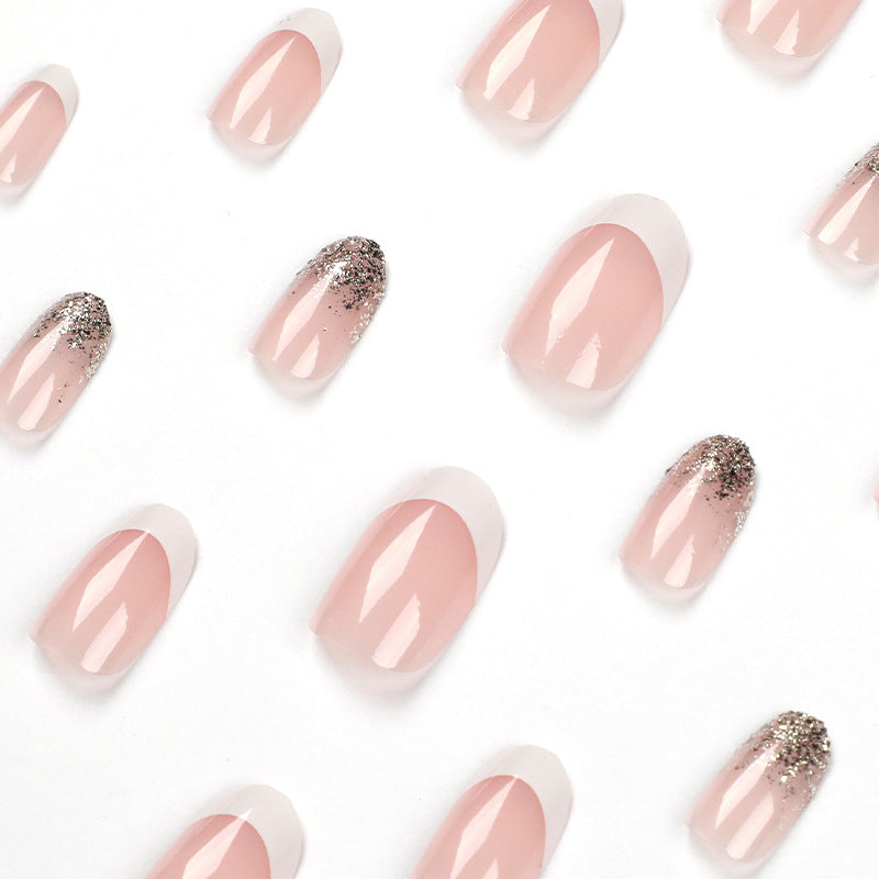 Elegant and artistically designed nail extensions Kalsten