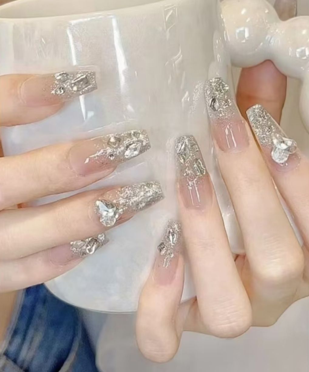 Artistic Ombre Nail Design Kalsten
