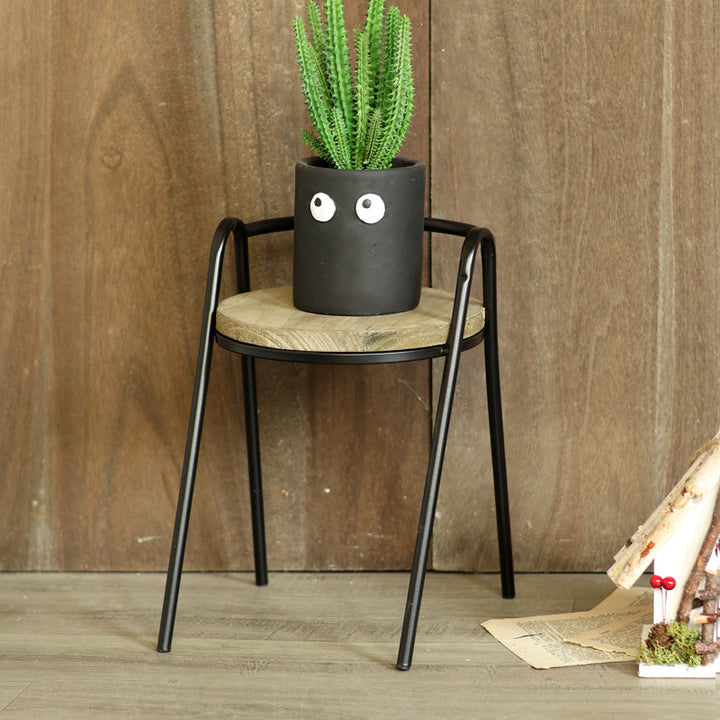 More modern stool with wooden seat Kalsten