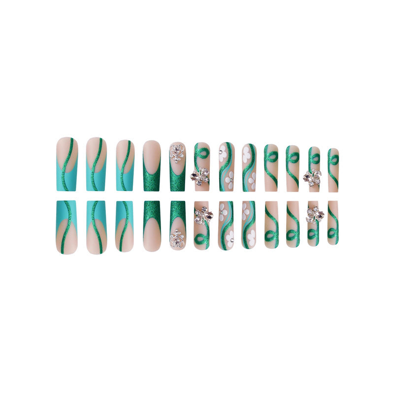 Glamorous Decorative Nail Art Kalsten