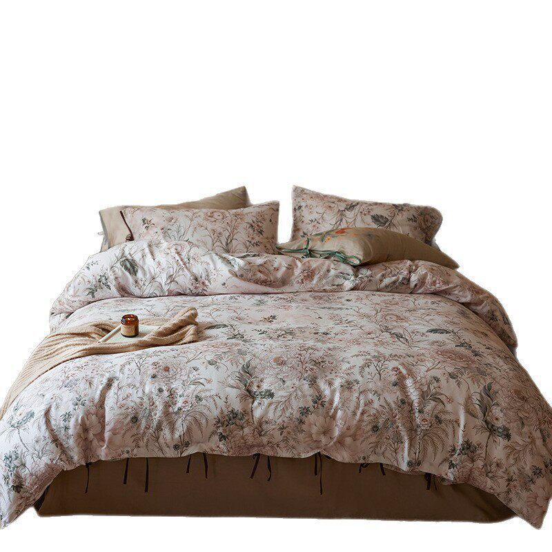 Luxury cotton satin bedding set with floral pattern and hotel closure