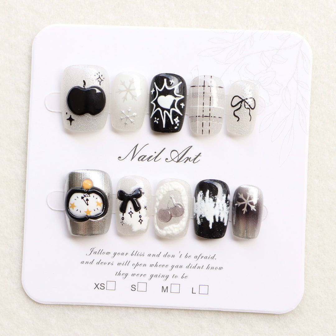 Artistic Black and White Press-On Nail Art Kalsten