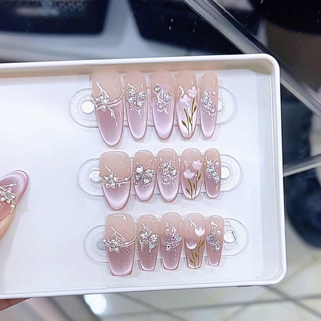 Stylish Floral-Embellished Press-On Nail Set Kalsten