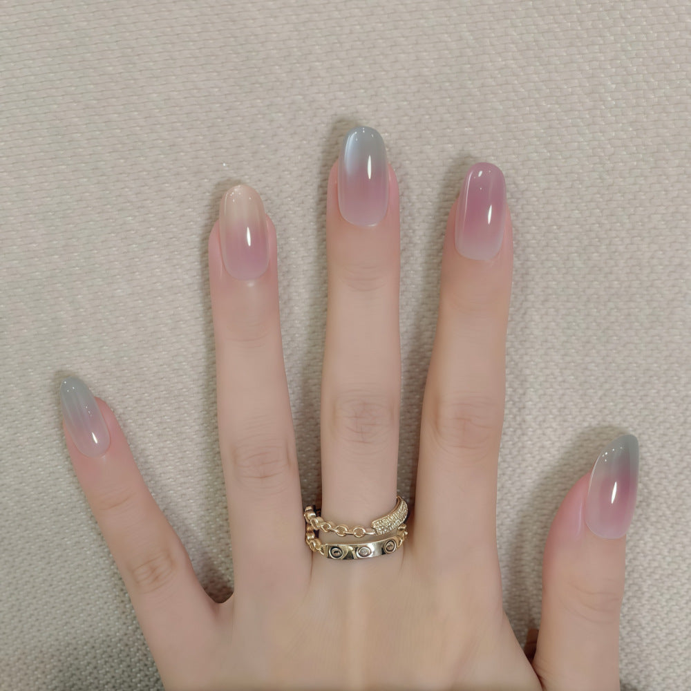 Artificial nail tips with gradient Kalsten